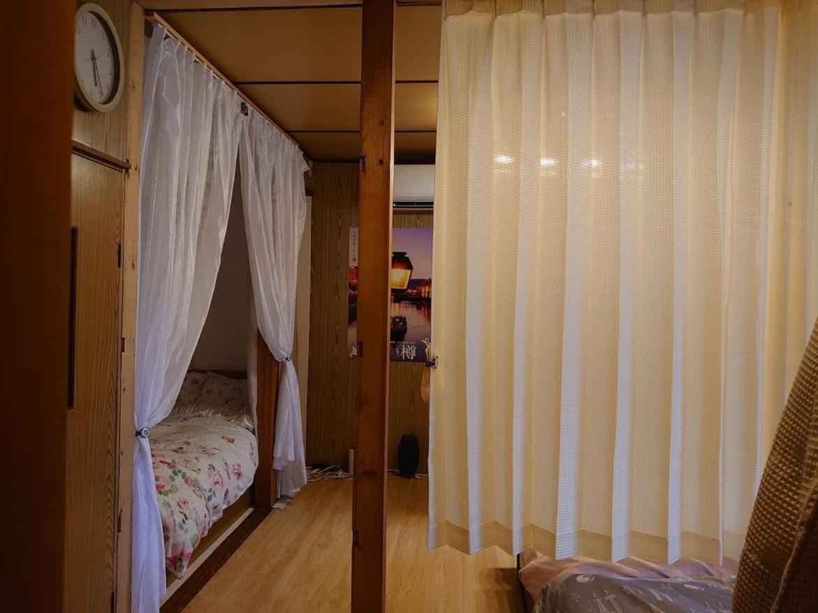 Otaru Guest House Tarune Exterior foto